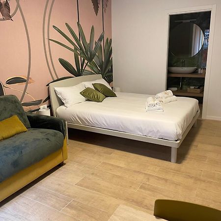 Calari Rooms - Monolocale Bolonya Dış mekan fotoğraf
