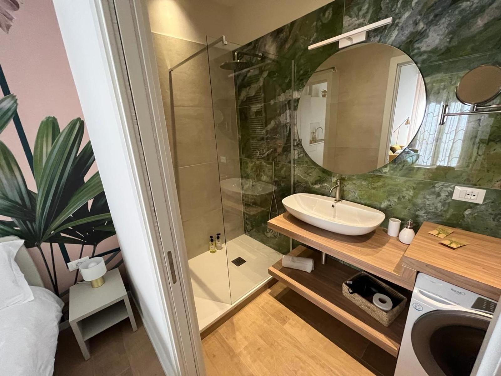 Calari Rooms - Monolocale Bolonya Dış mekan fotoğraf