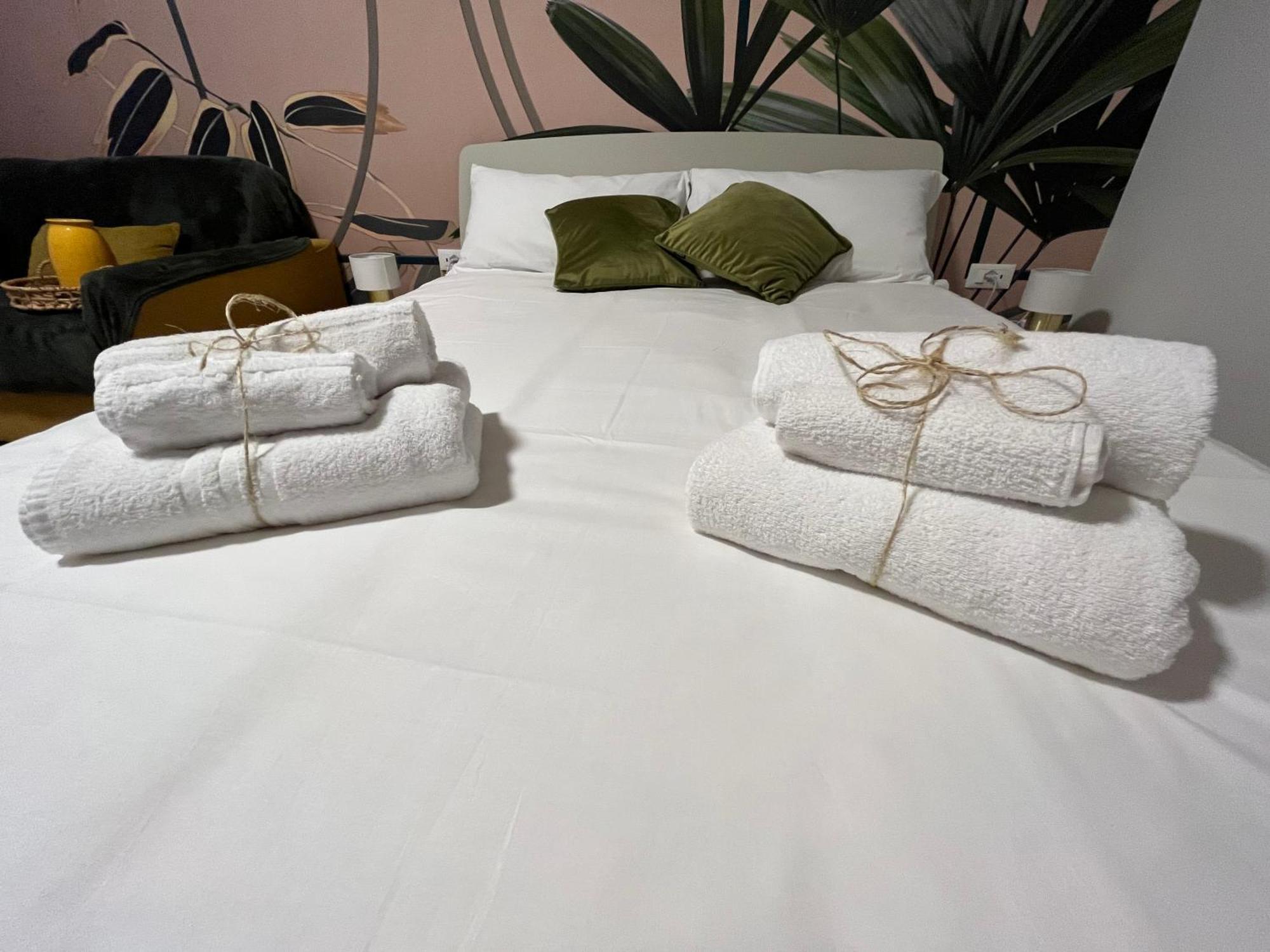 Calari Rooms - Monolocale Bolonya Dış mekan fotoğraf