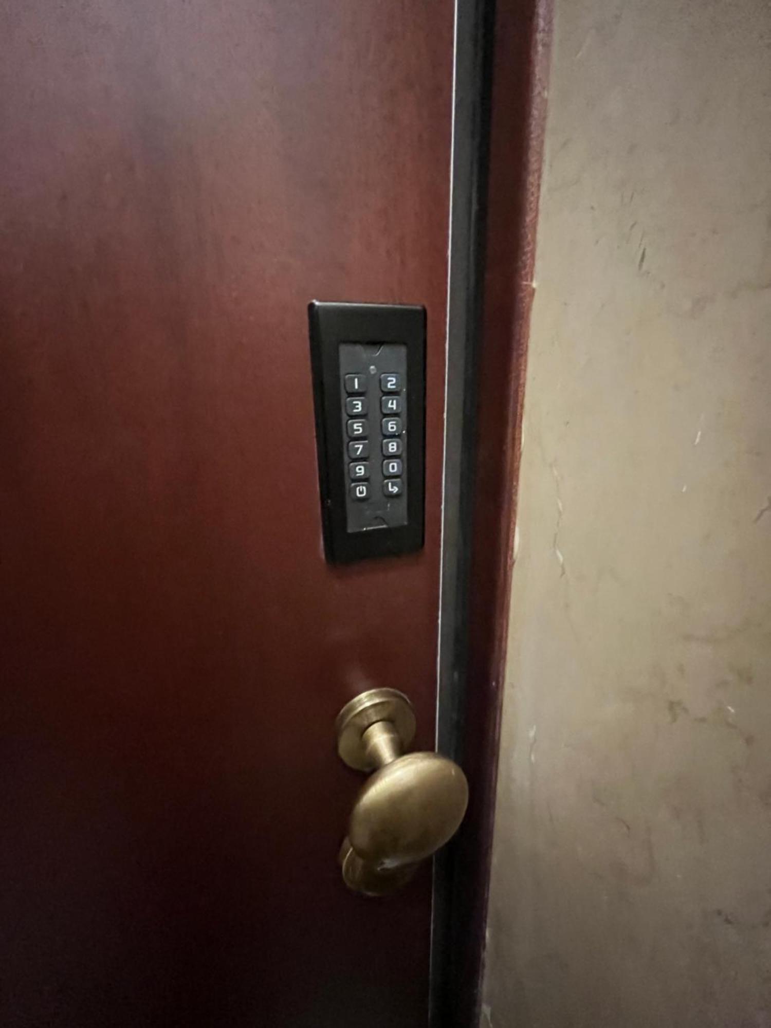 Calari Rooms - Monolocale Bolonya Dış mekan fotoğraf