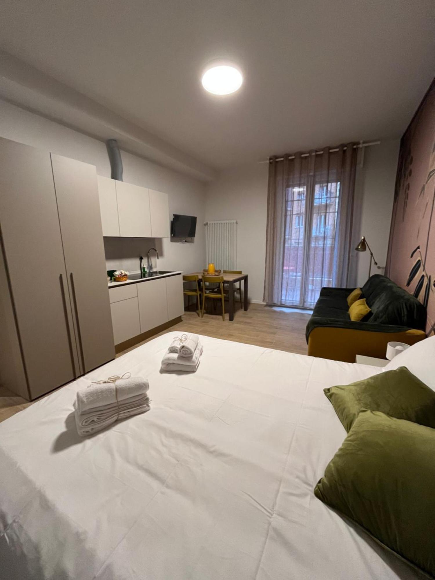 Calari Rooms - Monolocale Bolonya Dış mekan fotoğraf